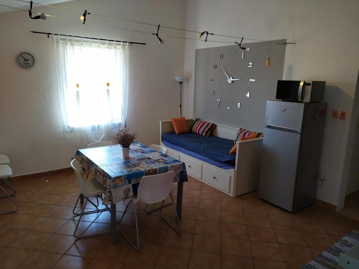 Sunny Blue Apartament Нерезине Екстериор снимка